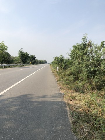 ตุนทรัพย์เก็บขายเก็งกำไร เมืองบ้านตากจังหวัดตาก  3-1-40 ไร่ ติดถนนเอเซีย AH1 ติดถนนพหลโยธิน ไร่ 3ลบ. โทร 096-8821857