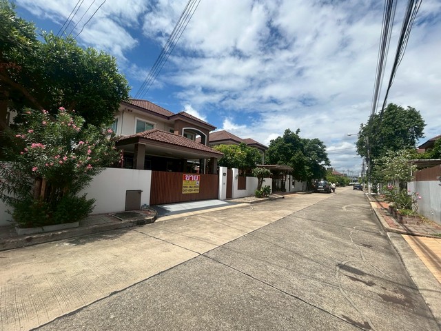 ขาย บ้านเดี่ยว 2ชั้น หมู่บ้านสัมมากรราชพฤกษ์  ถนนราชพฤกษ์  ปากเกร็ด นนทบุรี   ZP183