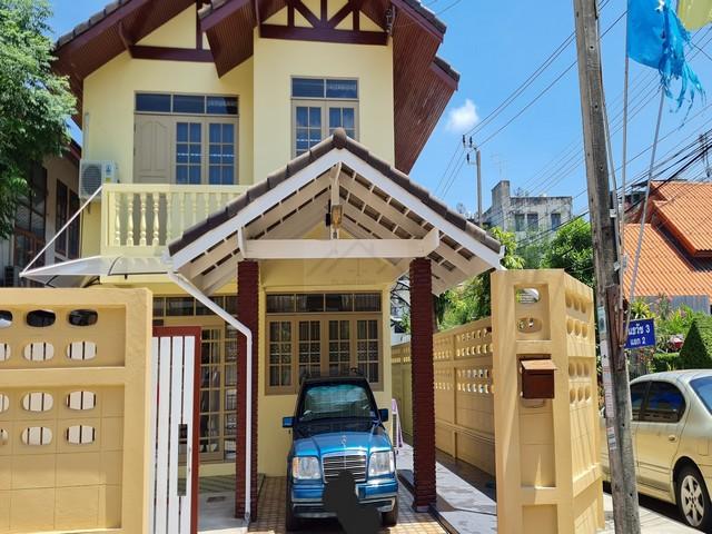 P949ให้เช่าบ้านเดี่ยว หมู่บ้าน ธันธวัช 3 สุขุมวิท 105 ลาซาล 71 ใกล้ MRT สถานีศรีลาซาล *** รับสัตว์เลี้ยง