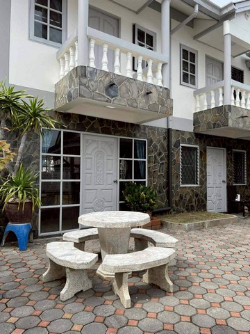 ให้เช่า  บ้านเช่า 2 ชั้น  ซอยพัทยาเลี่ยงเมือง 15 ทางรถไฟหนองใหญ่