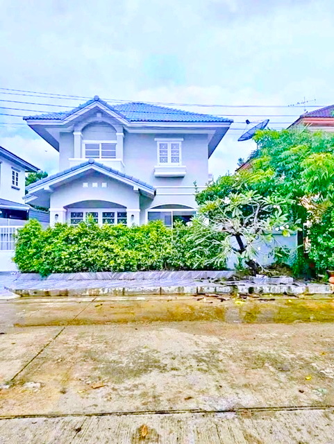 สุวินทวงศ์38 วัดลำผักชี ให้เช่าคฤหาสน์ฟลอร่าวิลล์ 2 ชั้น 65ตร.วา.ตลาดยิ่งเจริญทรัพย์ 1.9 กม.  255ตร.ม. 3นอน 3น้ำ