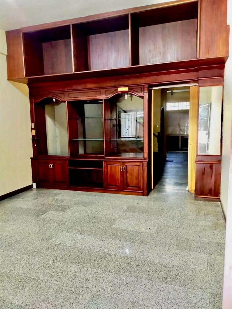 เซ็นทรัล พระราม 2 2.9 กม.ให้เช่าทาวน์โฮม 3 ชั้น ไทวัสดุ พระราม2 1กม19ตร.วา. 219 ตร.ม.3นอน 2น้ำ  MRT หลักสอง ถ.พระราม 2