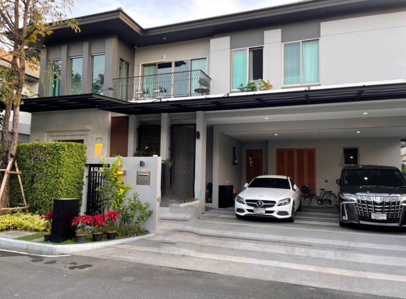 HR2679ให้เช่าบ้านเดี่ยว โครงการ Grand Bangkok Boulevard ศรีนครินทร์ ทำเลเดินทางสะดวก ใกล้ซีคอนสแควร์