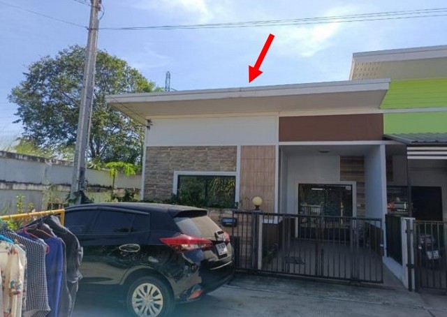 ขายทาวน์เฮ้าส์หมู่บ้านฟ้าบุรินทร์ (อัลลายน์) ถนนอัลลายน์ ตำบลบ่อวิน อำเภอศรีราชา จังหวัดชลบุรี