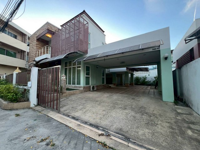 ขายบ้านเดี่ยว หมู่บ้านแสนรัก สงขลา  พื้นที่ 94 ตรว บิ้วอินทั้งหลัง ใกล้ รพ. สงขลา