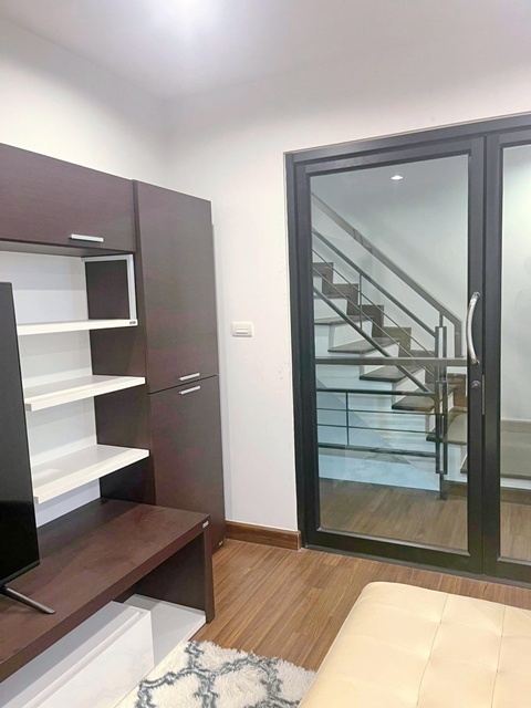 บางนา กม.5 MRT ศรีลาซาล 1.3 กม.ให้เช่าทาวน์โฮม 3 ชั้น  24 ตร.วา. 284ตร.ม. บางแก้ว วัดคลองปลัดเปรียง 200ม.ทำเลดี ติดถนนใหญ่