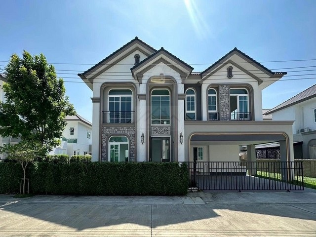 ให้เช่าบ้านหลังใหญ่ Pool Villa 100 ตรว. 4 ห้องนอน โครงการ Grandio บางนา กม.5 พร้อมสระว่ายน้ำส่วนตัว ใกล้เมกะบางนา 