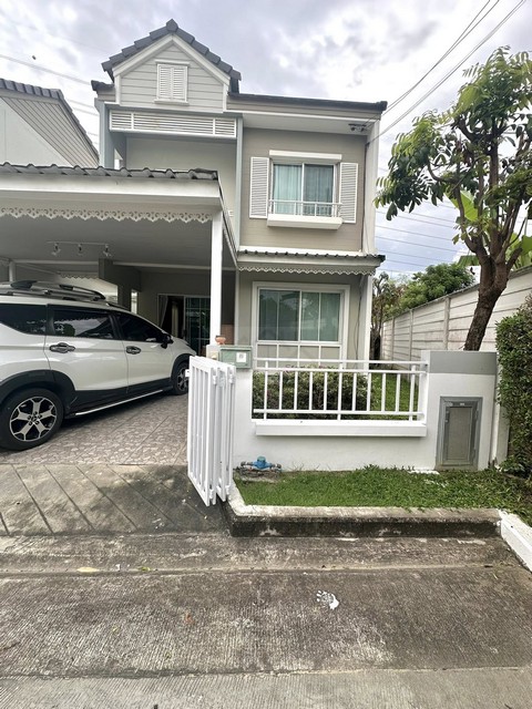 ให้เช่าทาวน์โฮม 2 ชั้นแปลงมุม 3 ห้องนอน โครงการ เดอะ วิลเลจ บางนา – วงแหวนฯ 2 บางนาตราด กม.10 ใกล้เมกะบางนา