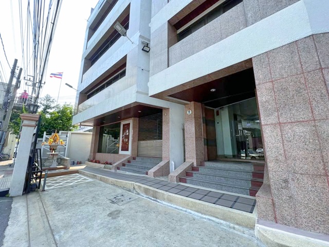 บุญถาวร ราชพฤกษ์ 1.7 กม. เปิดซิง! เซ็นทรัล ราชพฤกษ์ 1 กม. เซ็นทรัล ปิ่นเกล้า 2.88กม.ให้เช่าสำนักงาน 4ชั้น 470 ตร.ม. 30 ตร.วา. 4ออฟฟิศ