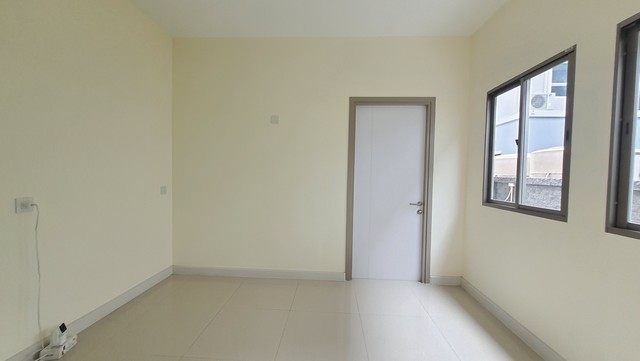 ขายด่วน บ้านเดี่ยว 2 ชั้น 75.2 ตร.ว.เดอะปาล์ม แจ้งวัฒนะ-ชัยพฤกษ์ บนถนนหอการค้าไทยตัดใหม่ เจ้าของไม่เคยเข้าอยู่ สภาพสวย