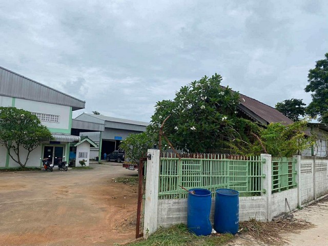 ขายโรงงานศรีราชาชลบุรี ขายโรงงานฉีดพลาสติกผังสีเหลือง ขนาด2ไร่ใกล้มอเตอร์เวย์ขาเข้า 