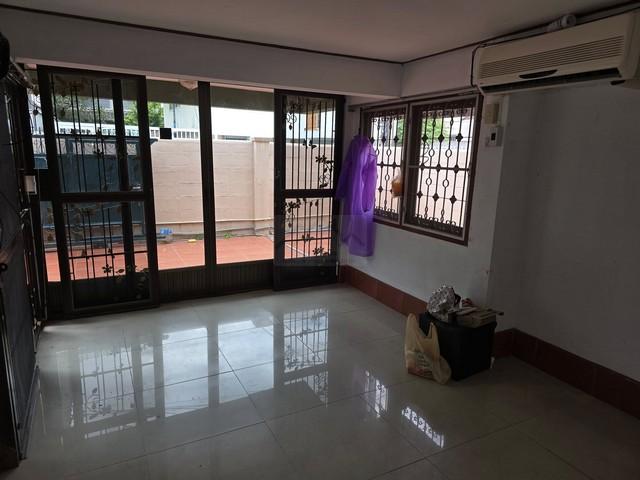 ให้เช่าบ้านเดี่ยว 2 ชั้น 50 ตรว. ซอยลาดพร้าว 64 บ้านเปล่า ไม่มีเฟอร์นิเจอร์ เหมาะทำ Home Office