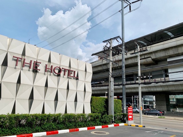 The Hotel คอนโดติดบนถนนรัตนาธิเบศน์ ติดสถานีรถไฟฟ้า ใกล้ศูนย์ราชการนนทบุรี