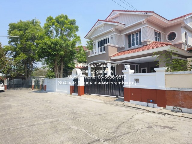 บ้าน ขายบ้านเดี่ยว 2 ชั้น รีโนเวทแล้ว ในหมู่บ้าน ถ.รังสิต-นครนายก คลอง 2 72.20 ตร.ว. (ใกล้ฟิวเจอร์พาร์ค รังสิต) ราคา 5.49 ล้านบาท (โอนฟรี) ใหญ่ขนาด 72 ตรว. 3 BEDROOM 3 น้ำ 5490000 B. ใกล้ ฟิวเจอร์พาร์ค รังสิต  สะดวกต่อการเดินทาง