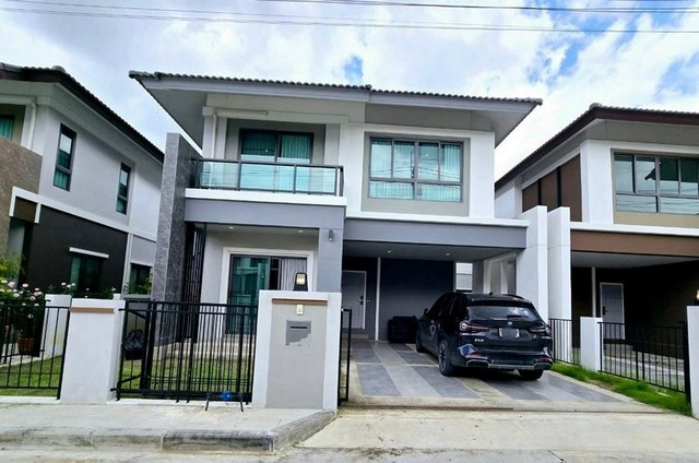 ให้เช่าบ้านเดี่ยว 2 ชั้น พร้อมเข้าอยู่ โครงการ กาญจน์กนก12 สารภี 