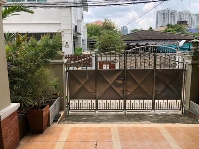 P975 ให้เช่าบ้าน ถนนพหลโยธิน ซอยพหลโยธิน19 ซอย วิภาวดีรังสิต 28 จตุจักร ใกล้MRTพหลโยธิน BTSลาดพร้าว ตกแต่งพร้อมอยู่ ใช้ที่อยู่จดทะเบียนได้