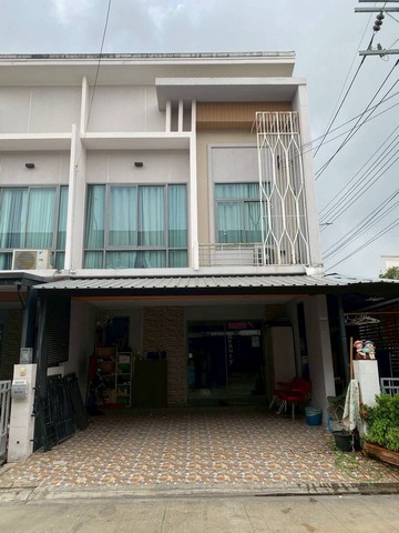 ขายทาวน์โฮม หมู่บ้าน เดอะเมทโทรพระราม9 กรุงเทพกรีฑา ตัดใหม่ เขตสะพานสูง กทมฺ  