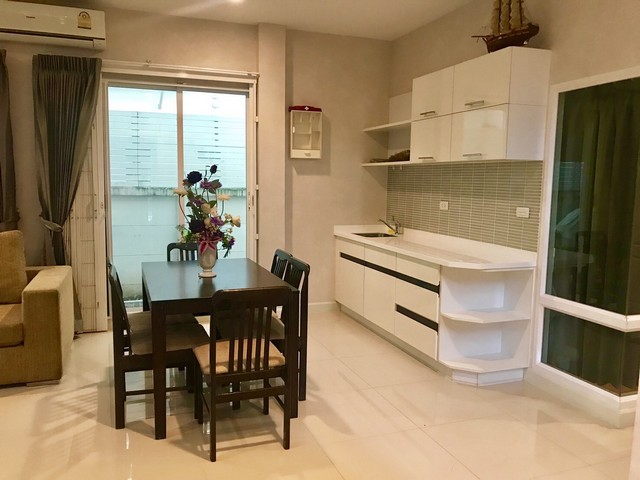 ให้เช่า บ้านเดี่ยว บางกอกบูเลอวาร์ด รามอินทรา 3 ใกล้แฟชั่นไอส์แลนด์ 4 นอน มีห้องแม่บ้าน เฟอร์ครบ