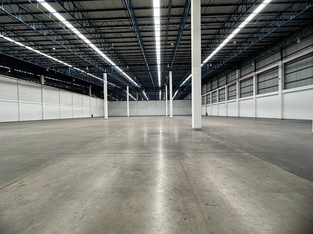 ถูกที่สุดในโลก 76 บาทต่อตรม นิคมอุตสหกรรมมาบตาพุด 100 ม. ให้เช่าโกดัง 4,220ตร.ม. ซ.สุขุมวิท 16-22 .อุตสาหกรรมระยอง 1.1 กม.