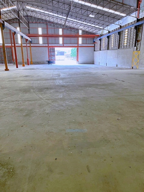 อุตสาหกรรมระยอง 1.1 กม.ถูกที่สุดในโลก 76 บาทต่อตรม. นิคมอุตสหกรรมมาบตาพุด 100 ม. ให้เช่าโกดัง 4,216 ตร.ม. ซ.สุขุมวิท 16-22