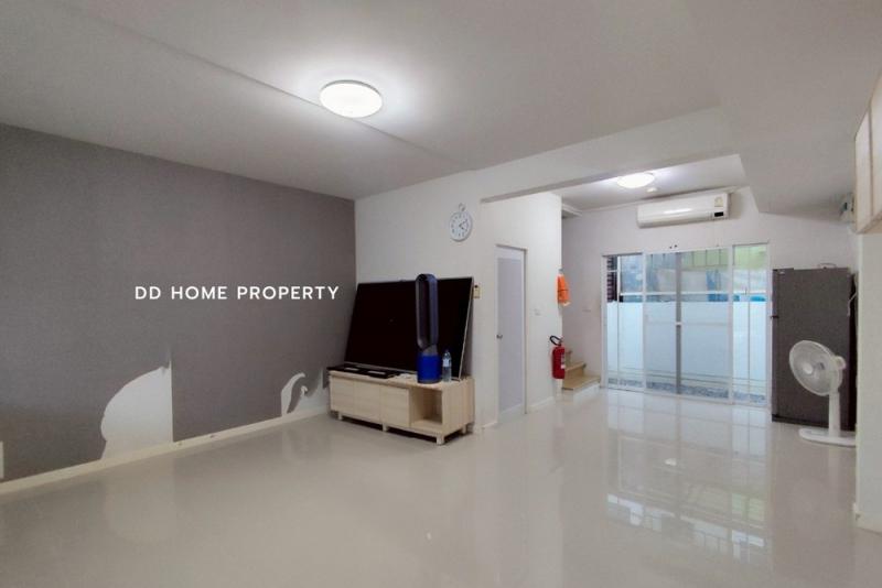 ขายทาวน์เฮ้าส์หมู่บ้านอินดี้3 ประชาอุทิศ90 (DD002098)