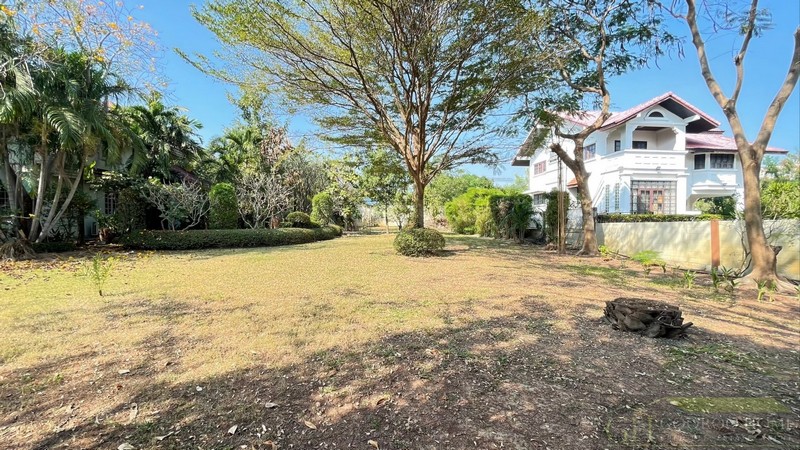 ขายที่ดินเปล่า 242 วา แปลงงาม ทำเลดี ใจกลางเมืองเอก รังสิต ราคาต่ำกว่าประเมิน ใกล้สนามบินดอนเมือง