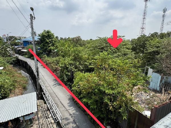 ที่ดินเปล่า  2แปลง ขนาด 1 ไร่ 2งาน 49 ตรว. ตั้งอยู่ฝั่งขาเข้า ถนนบางนา ตราด กม 32 ที่ติดถนน