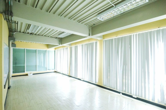 รวมดาดฟ้า 34 ตร.วา. แม็คโคร คลองหลวง 600ม.ตลาดไท 300ม.453 ตร.ม. ม.ธรรมศาสตร์ รังสิต 3.2 กม. 3 นอน 5 น้ำ