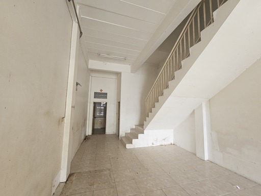 ขายอาคารพาณิชย์ 3 ชั้นครึ่ง !ขายอาคารพาณิชย์ 3 ชั้นครึ่ง !