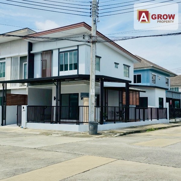 หมู่บ้านพฤกษาวิลล์ 62/1  ถนนนิมิตใหม่ อยู่ต้นโครงการ เดินเข้าออกได้สะดวกสบาย ตกแต่งรีโนเวทใหม่พร้อมอยู่