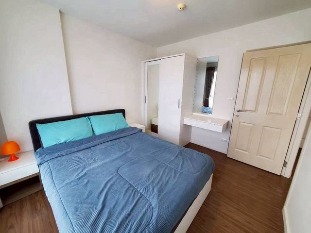 ให้เช่า 12,000 บาท/เดือน ขาย 2.89 ล้าน 37 ตรม. #ดีคอนโด #นิม #วิวสระว่ายน้ำ สวยมาก #เฟอร์นิเจอร์ครบ #หิ้วกระเป๋าพร้อมเข้าอยู่ได้เลย