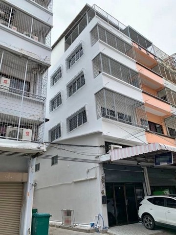 ให้เช่าอาคารซอยเจริญราษฎร์ 3 ทุ่งวัดดอน สาทร    สำนักงาน5 ชั้นครึ่ง  สามารถทำเป็นโฮมออฟฟิศ ที่พักอาศัย หรือโฮสเทลได้ 