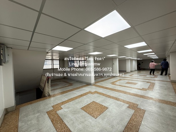 สำนักงาน ขายอาคารสำนักงาน 6 ชั้น (รีโนเวทแล้ว) มีลิฟต์ พร้อมโรงจอดรถ ติดถนนรัชดาภิเษก 161 ตร.ว. (พื้นที่ใช้สอย 2,408 ตร.ม.) ราคา 165 ล้านบาท 161 ตาราง-วา 12BR 165000000 B. ราคานี้ไม่มีอีกแล้ว ขายอาคารสำนักงาน 6 ชั้น (รีโนเวทแล้ว) มีลิฟต์ พร้อมโรงจอดร