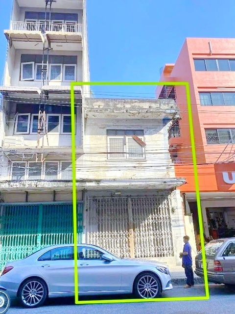 MRTสามยอด 900ม. ตลาดสำเพ็ง 500 ม. ให้เช่าอาคารพาณิชย์ 2 ชั้น 1 คูหา หน้าหลัง 2นอน 2น้ำ  14,999-29,999B-M ถ.มหาไชย บริพัตร เยาวราช