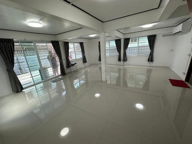 P988 ให้เช่า บ้านเดี่ยว 2 ชั้น ดินแดง ใกล้อนุเสาวรีย์ชัย ใกล้ประตูน้ำ ซอย แสงอุทัยทิพย์ เขตดินแดง