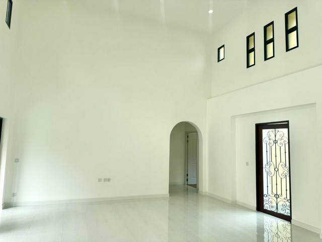 P987 ขายบ้านชั้นเดียว โครงการ ณุศา ชีวานี พัทยา NUSA CHIVANI PATTAYA พร้อมสระว่ายน้ำ โครงการบ้านพักตากอากาศสไตล์อิตาลีเเละทัสคานี