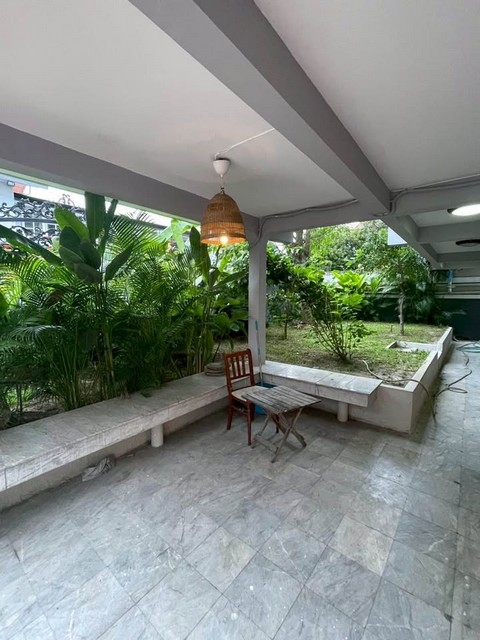 P986 ให้เช่าบ้านเดี่ยว 2 ชั้น ซอยปรีดีพนมยงค์ 42 สุขุมวิท71 เดินทางสะดวก เหมาะอยู่อาศัย