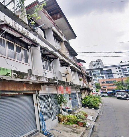 ทำเลการค้า ตึก3ชั้นและชั้นดาดฟ้า ซ.อินทามระ51 ใกล้ MRTสุทธิสารเพียง 5นาที o86-3ol-6l6l