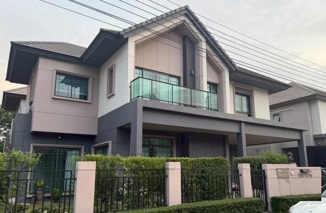  ให้เช่าบ้านเดี่ยว 4 ห้องนอน 3 ห้องน้ำ ที่ดิน 60.1 ตรว.โครงการ บางกอก บลูเลอวาร์ด แจ้งวัฒนะ 2 