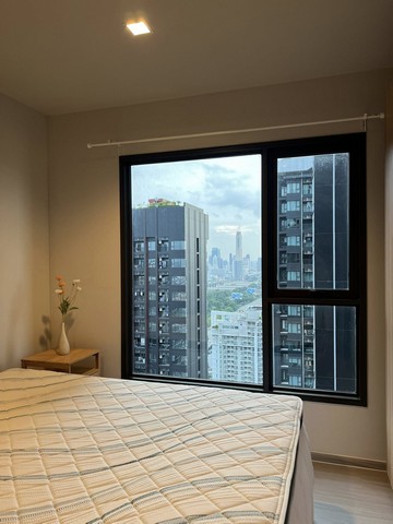 เช่า RR217 Life Asoke-Rama9 ห้องสวย เฟอร์นิเจอร์ครบ