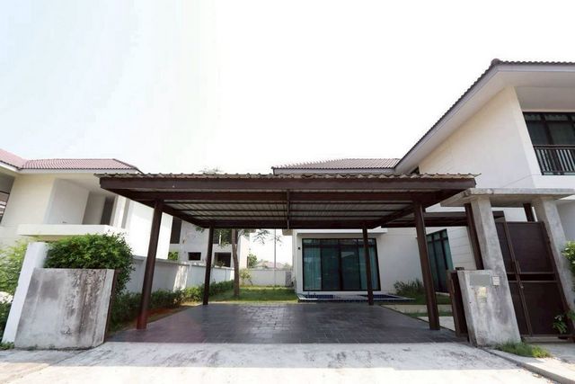 ให้เช่า 28,000 บาท/เดือน ขาย 4.3 ล้าน 75 ตรว. 4 นอน 4 น้ำ #บ้านพราว by ขวัญเวียง #สันผักหวาน #หางดง บ้านหลังใหญ่ เนื้อที่กว้าง อยู่สบาย