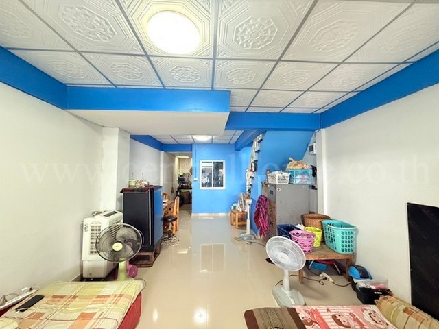 ทาวน์เฮ้าส์ พูนผล นิเวศน์ พหลโยธิน ลำลูกกา - คลอง 1 ถนนพหลโยธิน