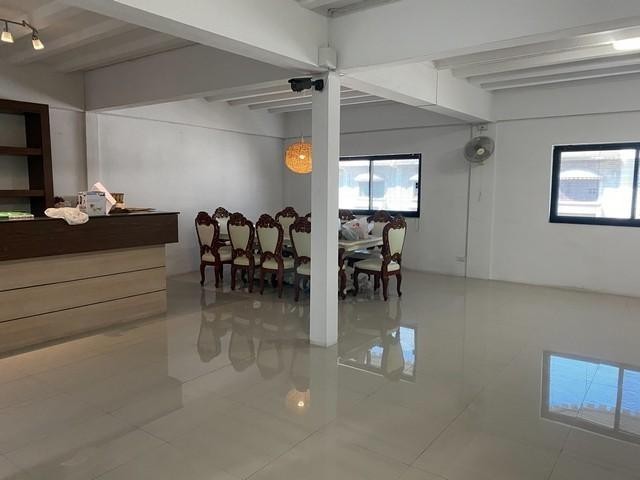 ให้เช่าอาคารพาณิชย์4.5ชั้น2คูหาย่านลาดพร้าว128บางกะปิใกล้รถไฟฟ้าMRTลาดพร้าว101 เหมาะทำออฟฟิศหรือร้านค้า