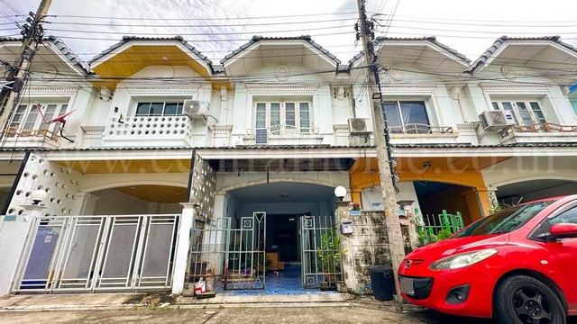 ทาวน์เฮ้าส์ หมู่บ้าน มนวดี เอ็กซ์คลูซีฟ บ้านกล้วย - ไทรน้อย นนทบุรี