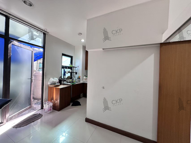 โฮมออฟฟิศ เอ็นเตอร์ไพรซ์ พาร์ค ติดถนนใหญ่ เดินทางสะดวก ใกล้รถไฟฟ้าสายสีเหลือง