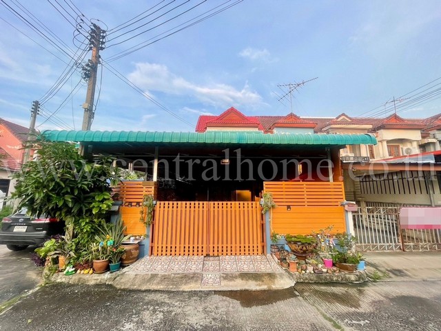 P1 ทาวน์โฮม หมู่บ้านทิพย์มณี กรุงเทพ - ปทุมธานี หลังริม 