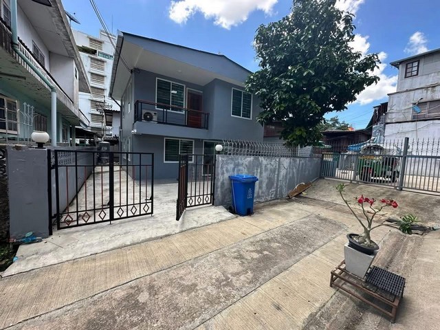 ให้เช่าบ้านเดี่ยว 2 ชั้น 35 ตรว. ย่านดินแดง ใกล้อนุเสาวรีย์ชัย , ประตูน้ำ