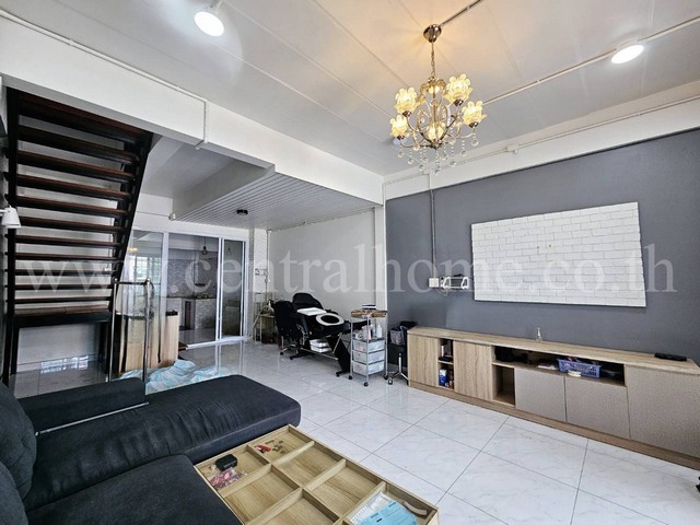 P1 ทาวน์เฮ้าส์ คู้บอน 27 แยก 48 - บางเขน รีโนเวทใหม่ พร้อมอยู่