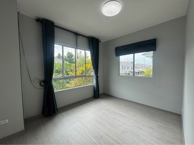 ทาวน์โฮม Modern หลังมุม พร้อมอยู่ Pruksa Ville 71-1 แหลมฉบัง – ชลบุรี ใกล้ท่าเรือแหลมฉบัง เช่า 15000 บาท ขายเพียง 2.65 ล้าน