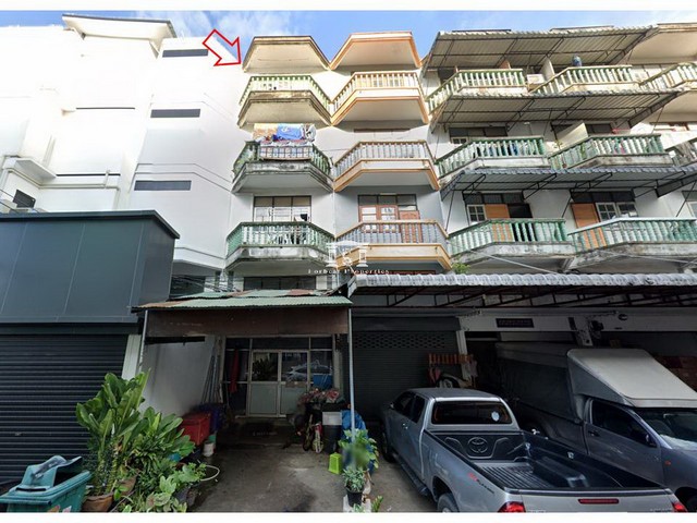 ขาย อาคารพาณิชย์ 4.5 ชั้น 1 คูหา ถนนประดิษฐ์มนูธรรม เนื้อที่ 19.10 ตร.ว. ใกล้ทางด่วน,บุญถาวร, Navavej International Hospital, The